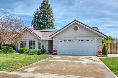 335 McKelvy, Clovis, CA 93611 - Photo 1