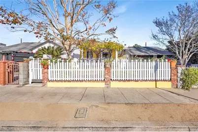 1212 N Whitnall Highway, Burbank, CA 91505 - Photo 1