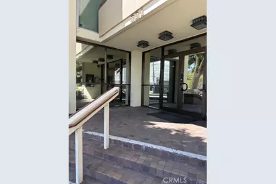 321 S San Vicente Boulevard #402, Los Angeles, CA 90048 - Photo 1