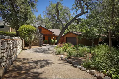 2057 Oakwood Street, Pasadena, CA 91104 - Photo 1