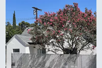 1046 E San Jose Avenue, Burbank, CA 91501 - Photo 1