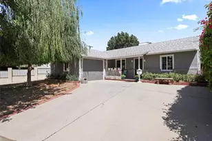 17405 Wyandotte St, Van Nuys, CA 91406 - Photo 1