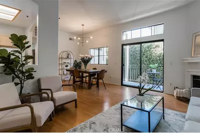 126 S Catalina Avenue #105, Pasadena, CA 91106 - Photo 1