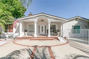 16037 Hart St, Van Nuys, CA 91406 - Photo 1