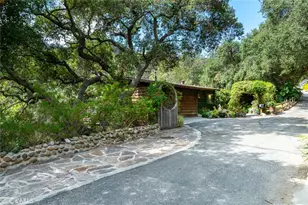 2860 Graceland Way, Glendale, CA 91206 - Photo 1