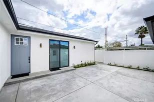 1810 N Naomi St, Burbank, CA 91505 - Photo 1