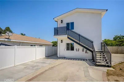 11746 N De Garmo Avenue, San Fernando, CA 91340 - Photo 1