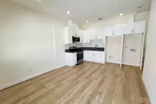 10888 Dora, Los Angeles, CA 91352 - Photo 1