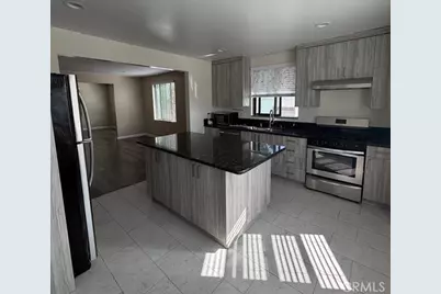 334 E Cedar Avenue #201, Burbank, CA 91502 - Photo 1