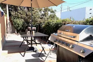 6025 Cleon Ave, North Hollywood, CA 91606 - Photo 1