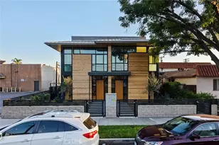 922 W Clark Ave, Burbank, CA 91506 - Photo 1