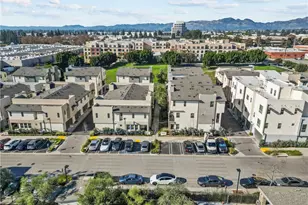 19542 Empire Ln, Northridge, CA 91324 - Photo 1