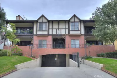 2606 Cañada Boulevard #201, Glendale, CA 91208 - Photo 1