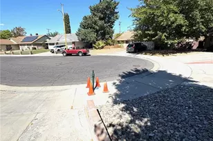 504 Heyer St, Lancaster, CA 93534 - Photo 1