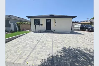 7331 1/2 Vanalden Avenue, Reseda, CA 91335 - Photo 1