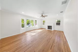 2074 N Summit Ave, Pasadena, CA 91103 - Photo 1