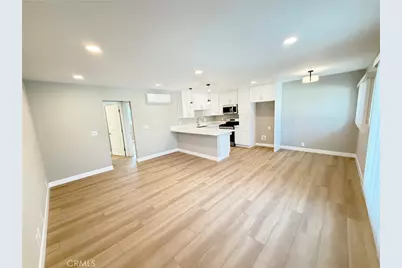 919 E Acacia Avenue #L, Glendale, CA 91205 - Photo 1