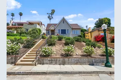 945 Rosemount, Glendale, CA 91207 - Photo 1