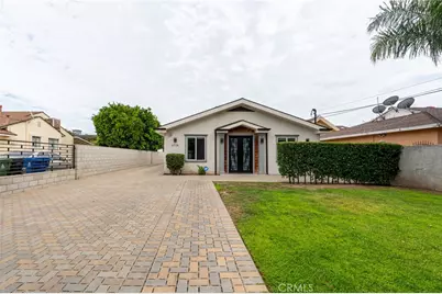 6938 Peach Avenue, Van Nuys, CA 91406 - Photo 1