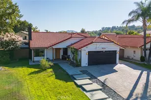 27706 Hartford, Castaic, CA 91384 - Photo 1