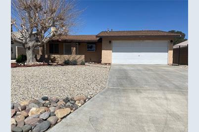 18116 Lakeview Drive, Victorville, CA 92395 - Photo 1