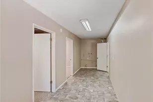 9345 10th Ave, Hesperia, CA 92345 - Photo 14