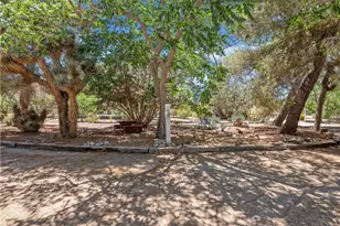 9345 10th Ave, Hesperia, CA 92345 - Photo 32