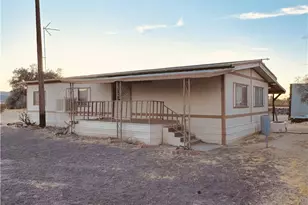 48520 Davis Dr, Newberry Springs, CA 92365 - Photo 1