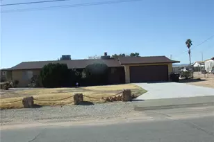 16069 Jasmine St, Victorville, CA 92395 - Photo 1