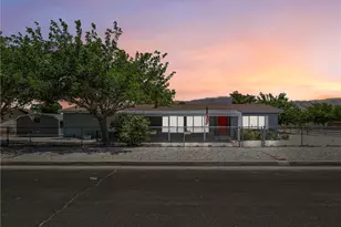 8307 Arrowhead Lake Rd, Hesperia, CA 92345 - Photo 1