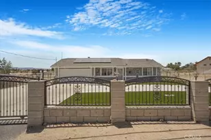 15447 Willow St, Hesperia, CA 92345 - Photo 1