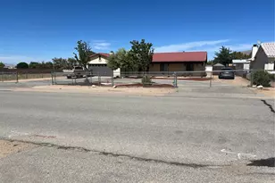 7697 Windsor Ave, Hesperia, CA 92345 - Photo 1