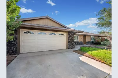 19101 Live Oak, Hesperia, CA 92345 - Photo 1