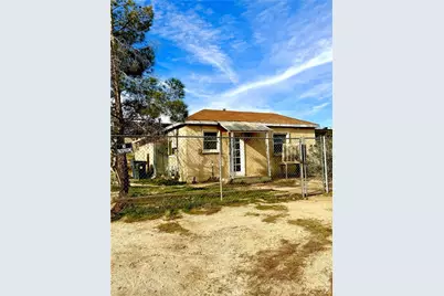 1574 Riverside, Barstow, CA 92311 - Photo 1