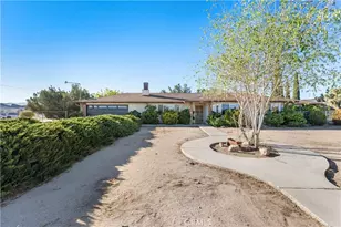 15921 Sultana St, Hesperia, CA 92345 - Photo 1