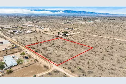 12432 La Mirada Road, Phelan, CA 92371 - Photo 1