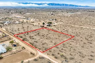 12432 La Mirada Rd, Phelan, CA 92371 - Photo 1