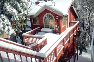 729 E Victoria Ct, Lake Arrowhead, CA 92352 - Photo 1