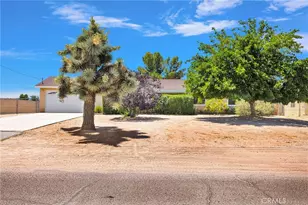 15185 Orange, Hesperia, CA 92345 - Photo 1