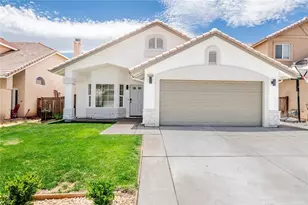 13645 Summit View St, Hesperia, CA 92344 - Photo 1