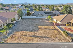17780 Pebble Beach Dr, Victorville, CA 92395 - Photo 1