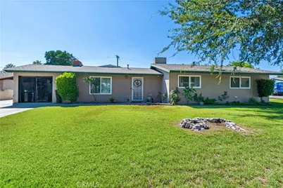 966 N Orange Avenue, Rialto, CA 92376 - Photo 1