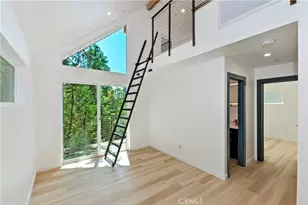 441 Oriole Dr, Twin Peaks, CA 92391 - Photo 1