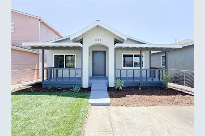 932 E 112th Street, Los Angeles, CA 90059 - Photo 1