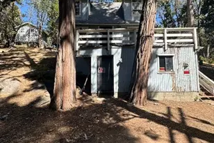 27548 Meadow Dr, Lake Arrowhead, CA 92352 - Photo 1