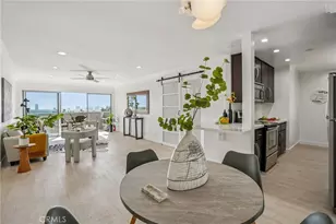 8400 De Longpre Ave, West Hollywood, CA 90069 - Photo 1