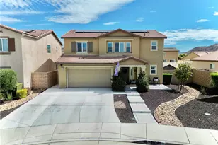29268 Redheart Ct, Winchester, CA 92596 - Photo 1