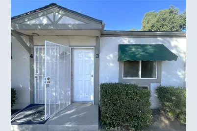 952 E 10th Street, Beaumont, CA 92223 - Photo 1