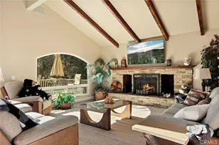 174 Hillcrest Ct, Lake Arrowhead, CA 92352 - Photo 1