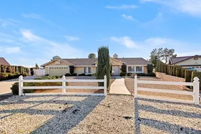 19185 Cochise, Apple Valley, CA 92308 - Photo 1